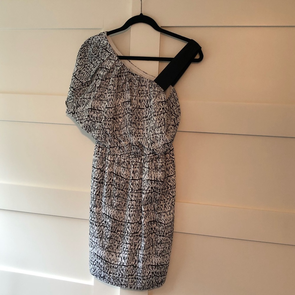 Black & White BCBGeneration Dress - Small